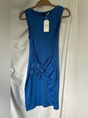 NWT Adorable Sleeveless Knot-Front Mini Dress in Blue by Illusory. Size Small